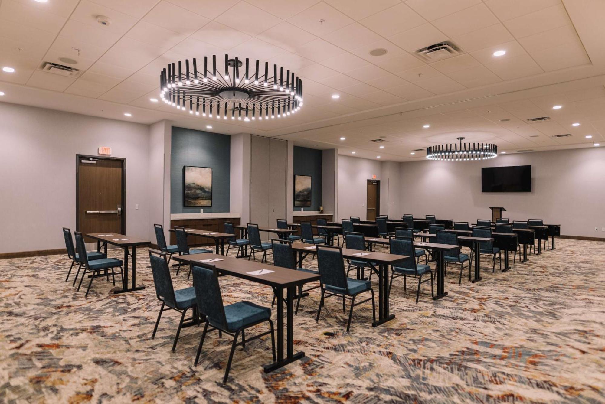 Embassy Suites By Hilton Gatlinburg Resort 외부 사진