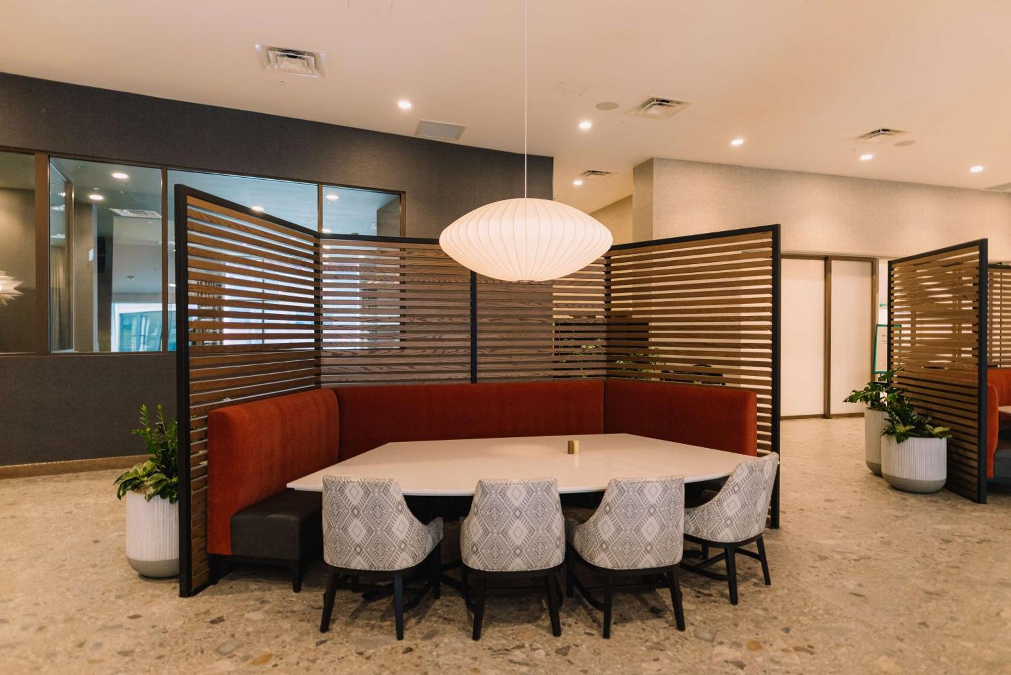 Embassy Suites By Hilton Gatlinburg Resort 외부 사진